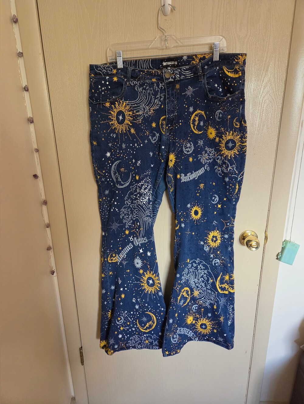 Horoscopez Dolls Kill Celestial Style Flare Jeans Womens Plus Size 2XL